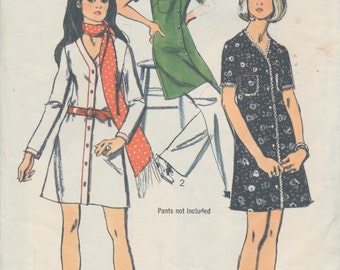 Ladies Sewing Pattern - Vintage 1970 Simplicity - Ladies Dress/shift