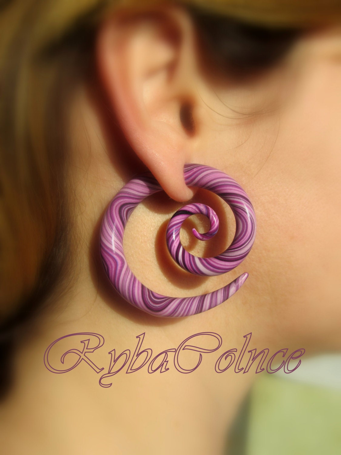 Fake ear gauge / Faux gauge/Gauge earrings / fake piercing