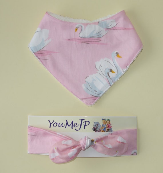 Baby girl bandana bib and headband set..Swan headband by YouMeJP