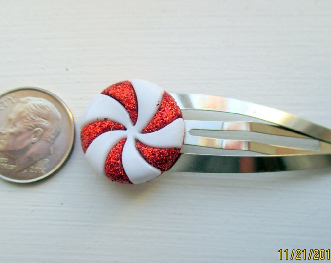 Peppermint barrettes-Candy hair clips-Kids Valentine gifts-little girls barrettes-Peppermint candy accessories-Candy clip on earrings-studs.