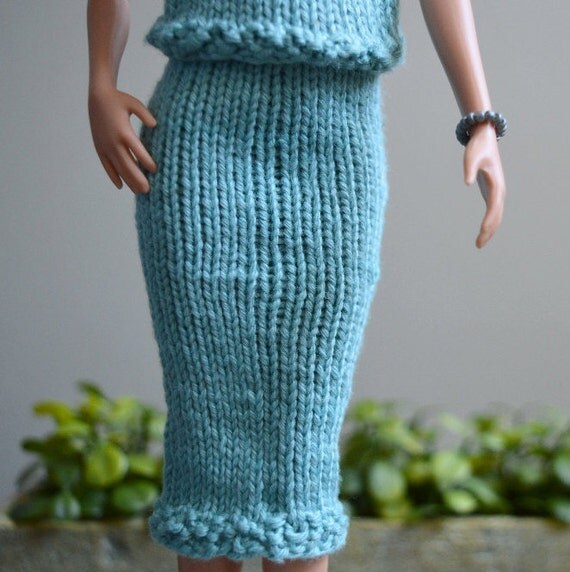 Barbie Doll Long Pencil Skirt Knitting Pattern by MettaCreative