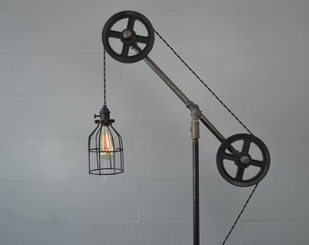 Floor lamp - Floor Light - Pulley Light - Industrial Furniture - Pipe Furniture - Pipe Lighting - Industrial Lamp - Industrial Chic