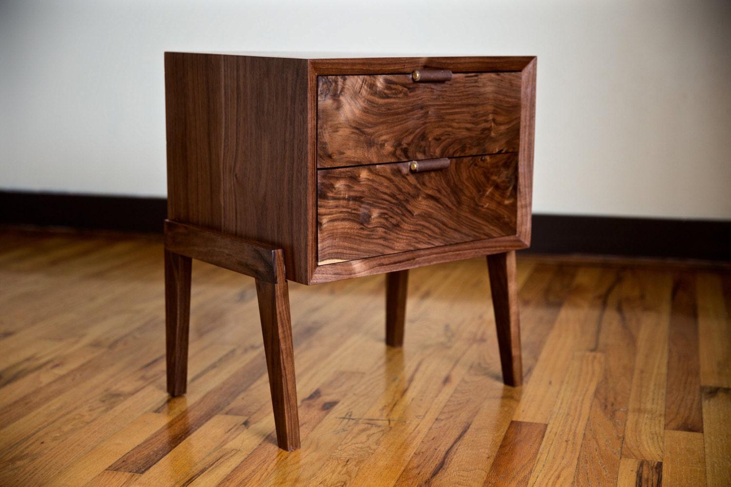 Mid Century Modern Walnut Nightstand Pair