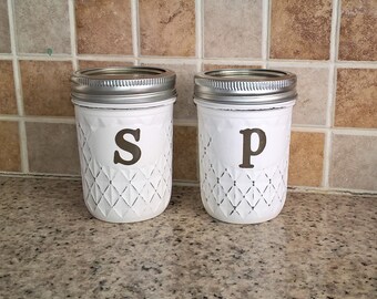 Mason Jar Salt and Pepper Shakers-Rustic Southern Kitchen Decor-Farmhouse Decor-Primitive-Housewarming-Wedding Shower-Country Dining Decor