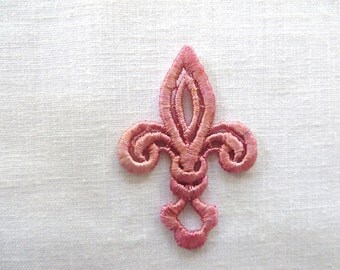 Fleur de lis Applique Hand-dyed Venise Lace 6011D