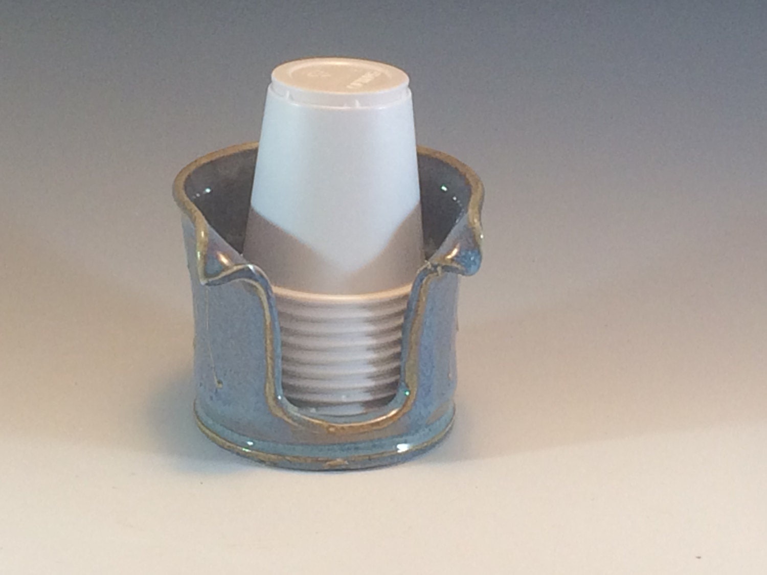 Blue Bathroom Cup Holder 3 Ounce Pottery Cup Holder
