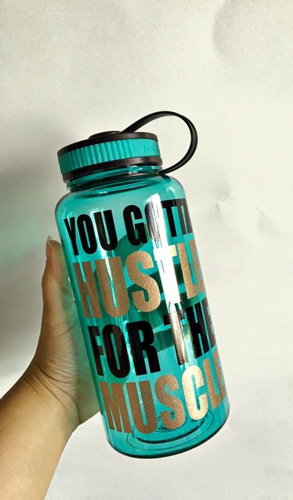 Workout water bottle
