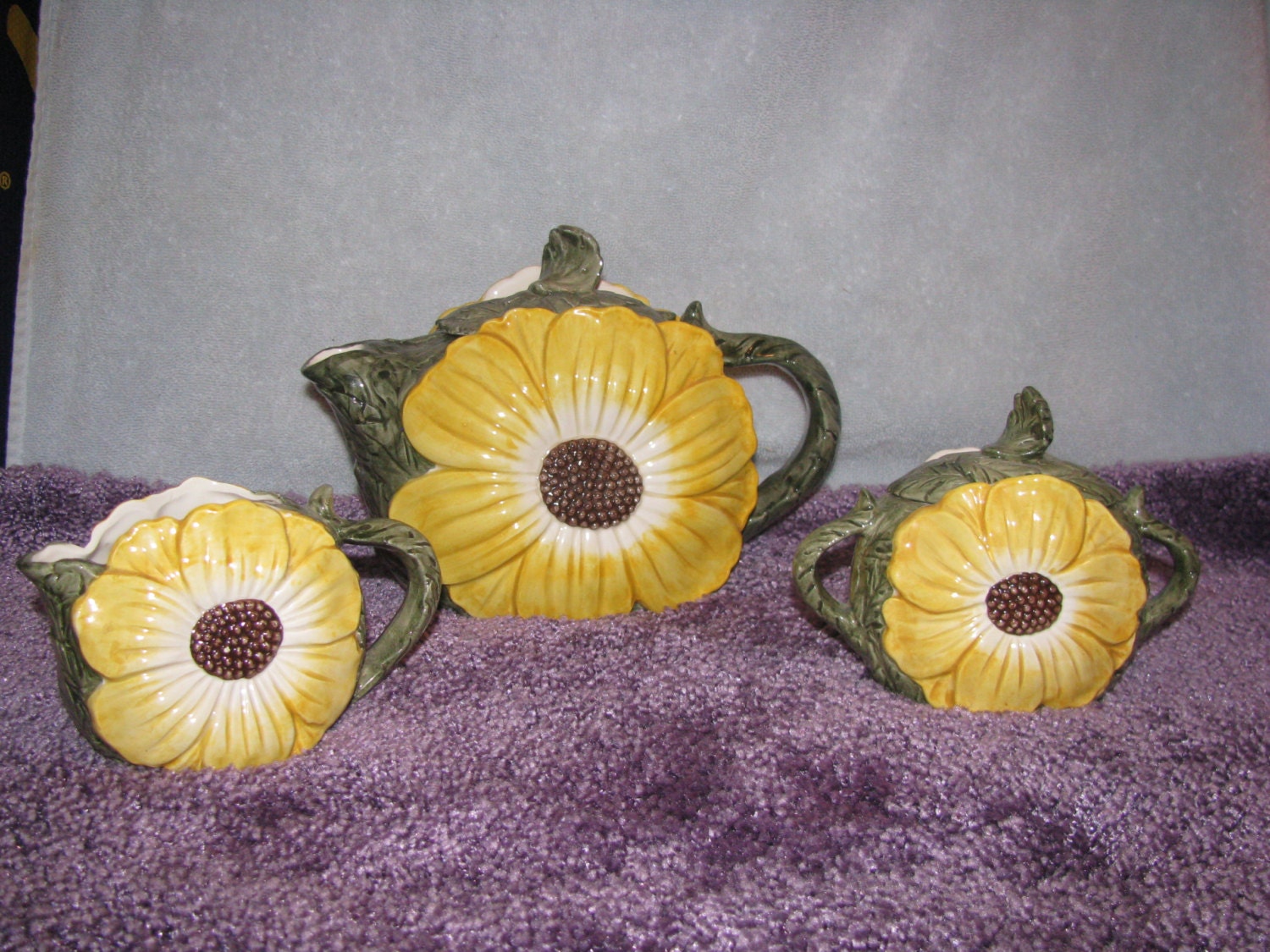 Vintage Sunflower Tea Pot, Sugar, Creamer Set OCI Haute Juice