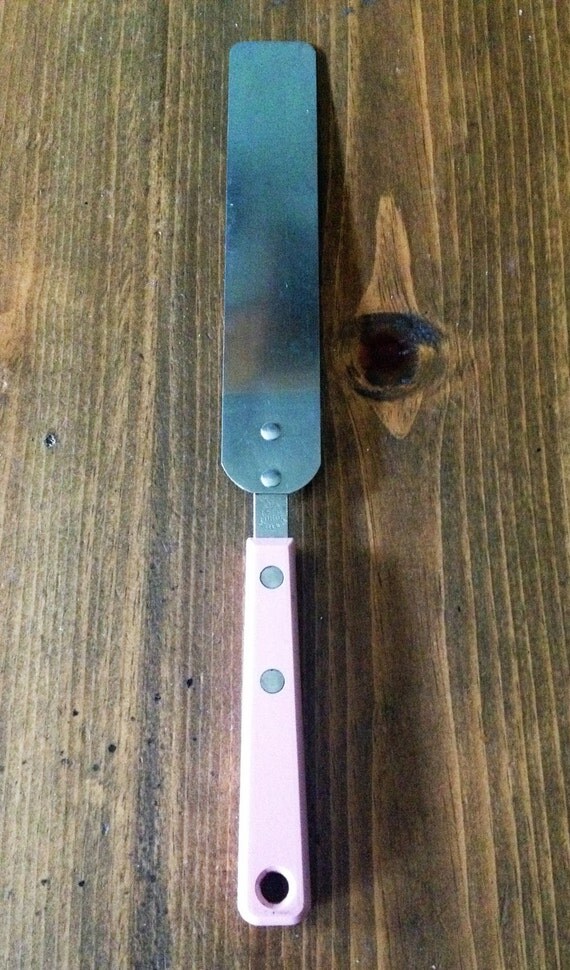 Kitschy PINK Ekco Cake Pie Server Kitchen Utensil Made in Usa