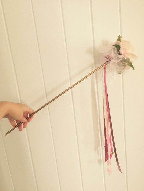 Items similar to Flower Girl Wand on Etsy