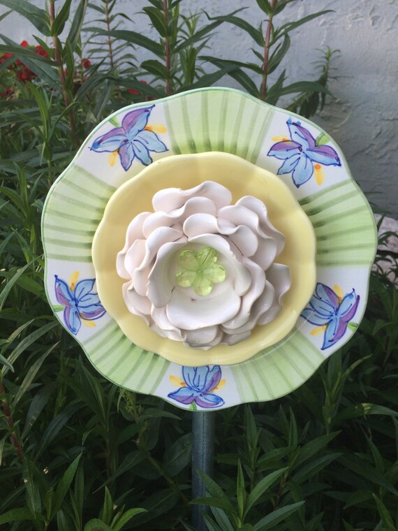 Recycled Plate Flower Garden Art Garden Art Decor Yard Art