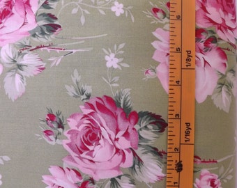 Westminster Fibers, Free Spirit Tanya Whelan, Barefoot Roses Legacy Collection, Stemmed Flower, PWTW054 Green, quilting fabric