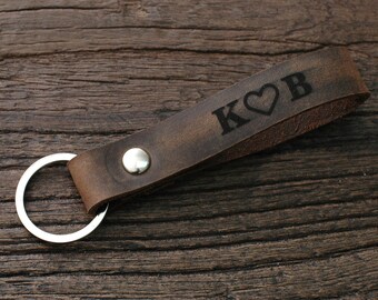 Boyfriend Gift - Personalized Men's Keychain - Custom Engraved 0037