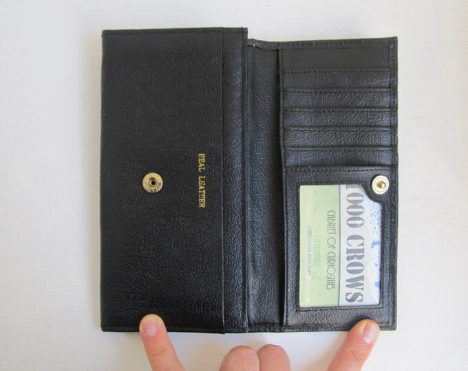 Black leather wallet, travel wallet, classic mens wallet, 1980s credit card holder, real leather wallet, vintage wallet, black purse