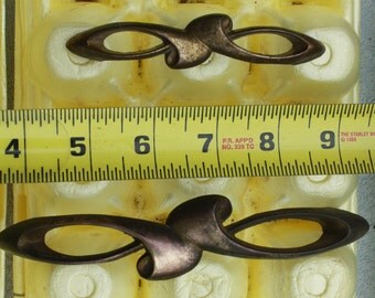 Brass Bow Drawer Pulls (015)