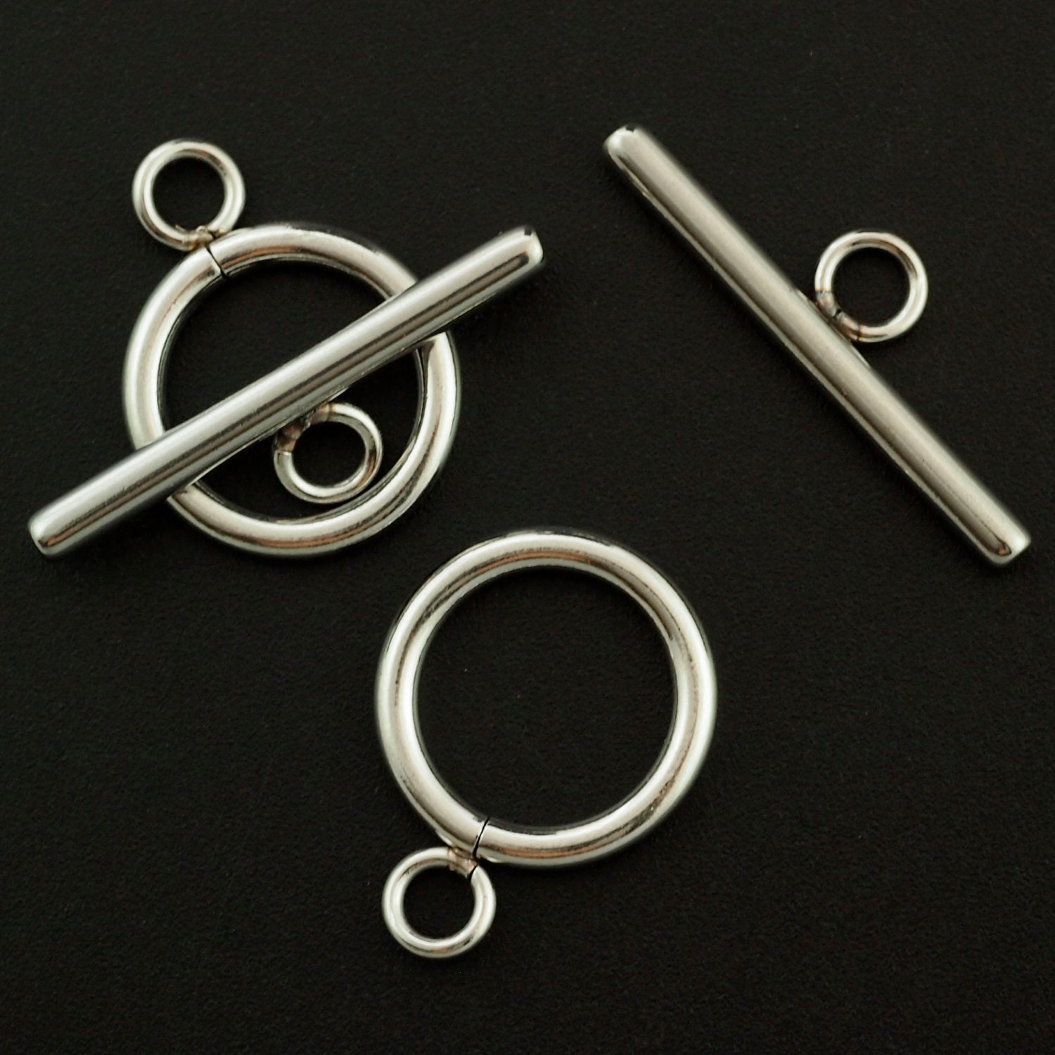 1 Simple Stainless Steel Toggle Clasp 20mm X 25mm 100