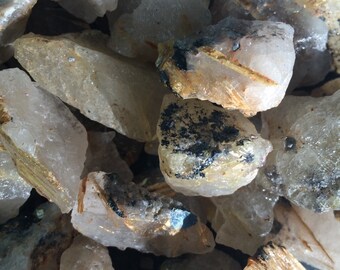 Wholesale 1lb+ Rutilated Quartz Natural Rough Stones