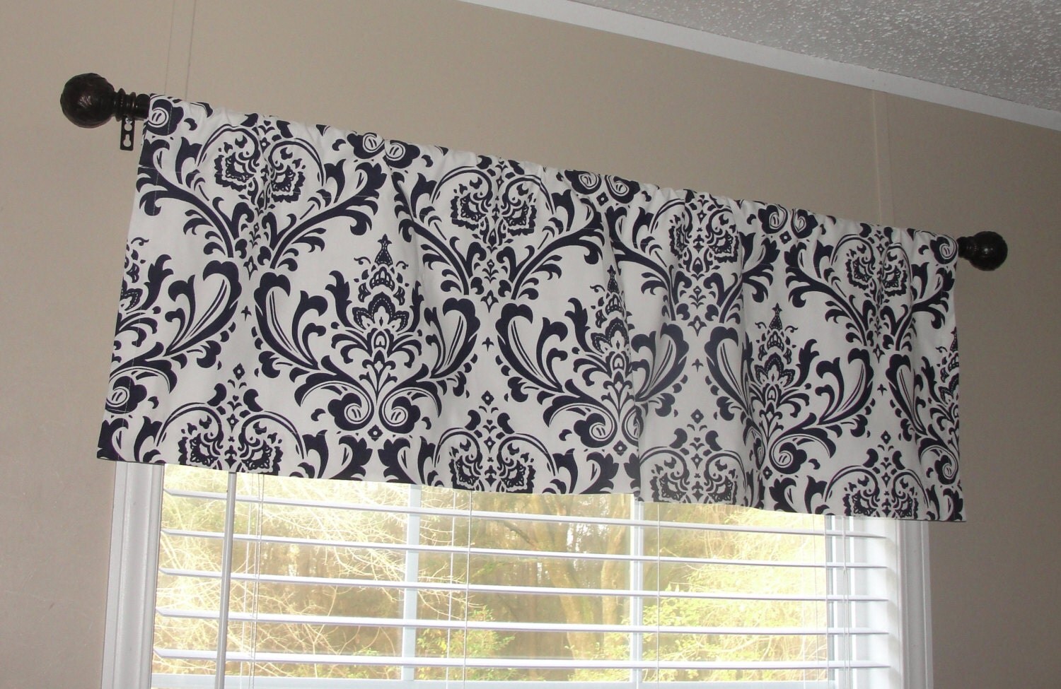 Premier Prints Navy Blue and White Damask Valance 50