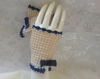 Alice in Wonderland Lolita Fingerless Gloves