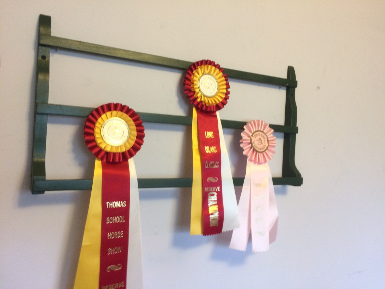 Horse Show Ribbon Display Rack / Classic Pine/