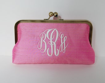 Personalized brides , bridesmaid clutch, monogrammed wedding clutch, , bridesmaid gift, bridesmaid purse, bridesmaid clutch