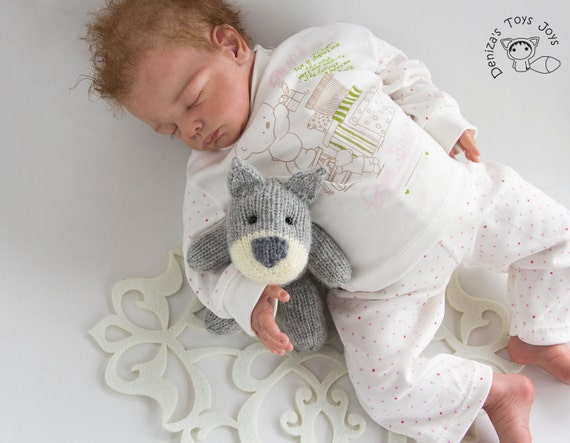 Naptime Cat and Dog PDF knitting pattern. Knitted in the round. Newborn Knitt...