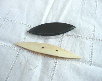Antique tatting shuttle - vintage tatting shuttles - antique sewing winders - vintage bone thread winders