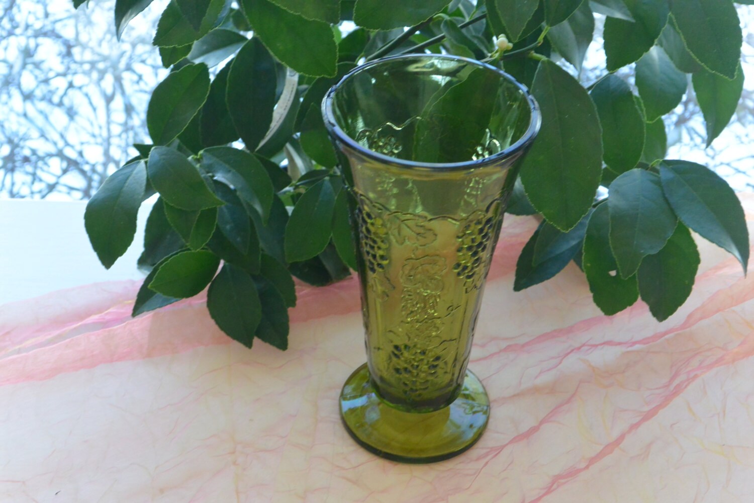 Vintage Avocado Vase Pressed Glass Grapes Great Decor by YPSA