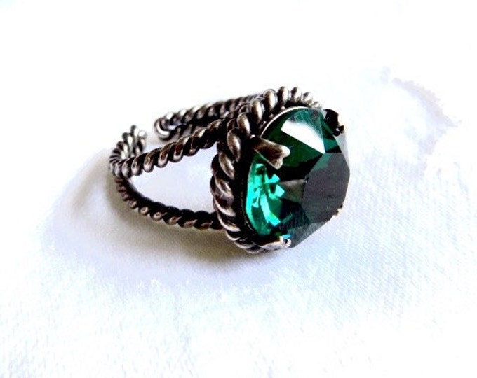 Sterling Silve Ring, Emerald Green, Vintage Faceted Glass Stone, Adjustable