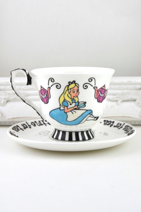 alice in wonderland toy china tea set