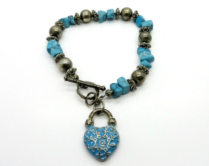 ON SALE! Turquoise Nugget Bracelet, Vintage Genuine & Faux Turquoise, Silvertone Bead Bracelet