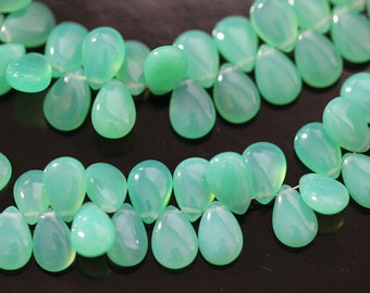 Chrysoprase Green Chalcedony Smooth Pear Briolettes, 9 - 10 mm, 6 beads GM0705SP/10/6 #344