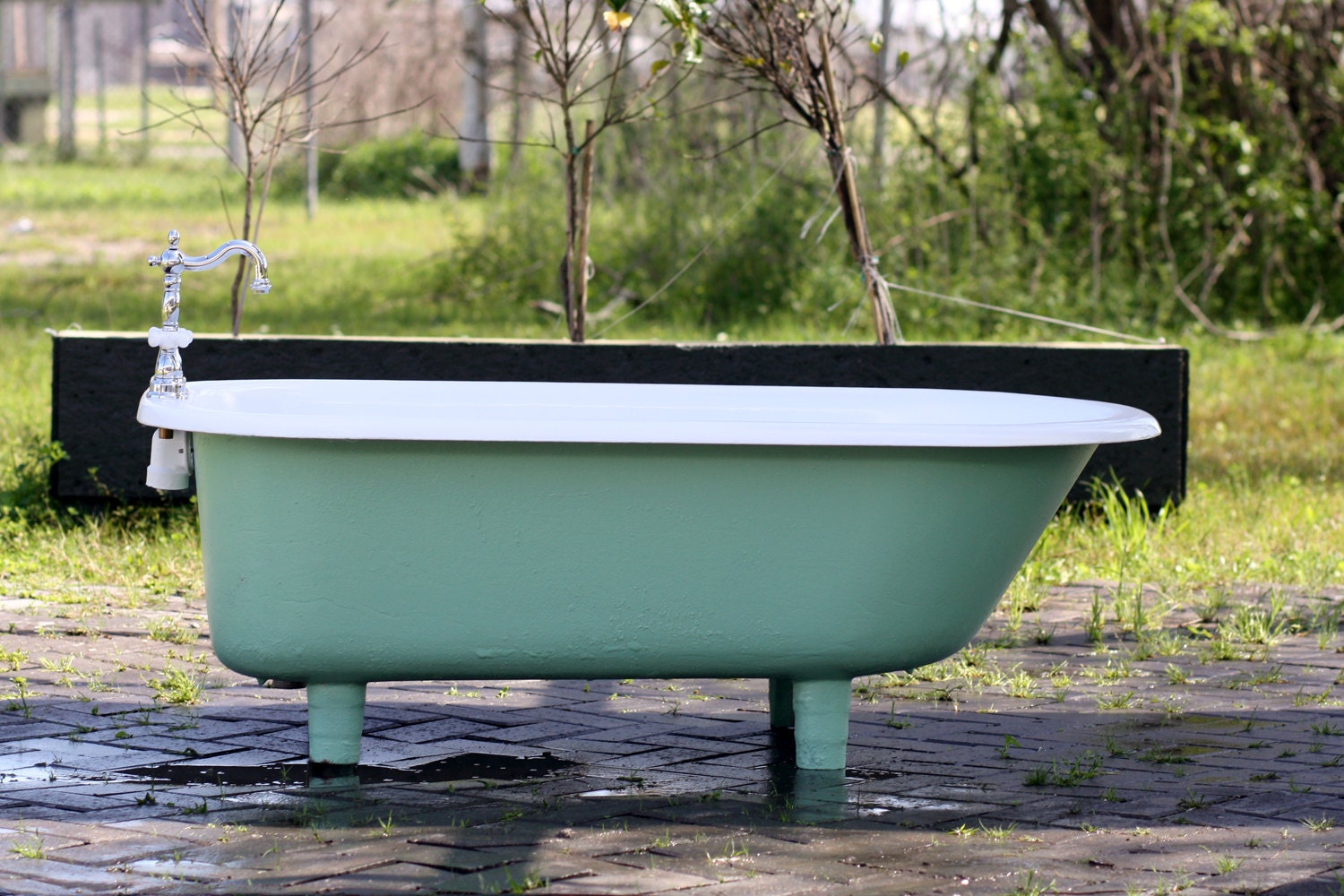 4.5' Refinished Arsenic Green Clawfoot Bathtub 1941