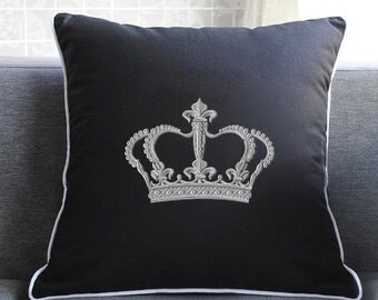Crown - Machine Embroidery Designs Set for hoops 4x4" and 5x7".
