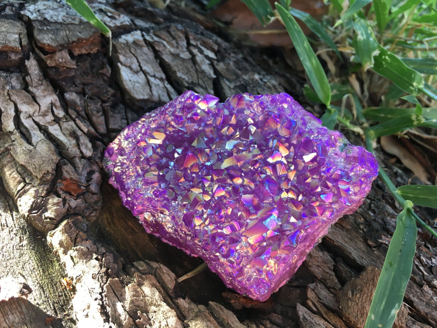 amethyst-aura-amethyst-aura-amethyst-cluster-amethyst