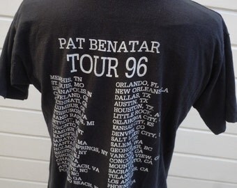 Items similar to Authentic Vintage Concert T-shirt Pat Benatar size ...