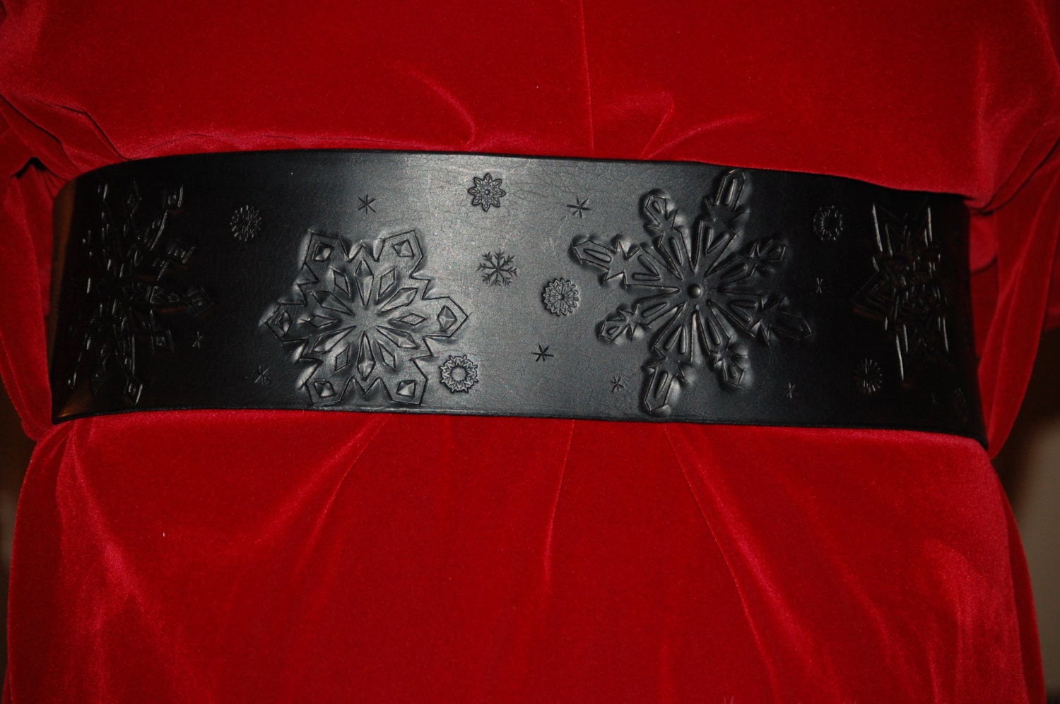 4 Black Leather Santa Belt with Snowflakes