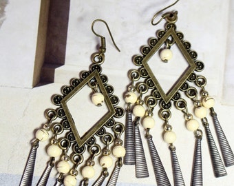 Betty Silver Earrings in Maroon
