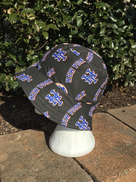New York Mets Baseball Hat Reversible Bucket hat. Bucket hat.