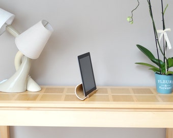 Ipad dock, ipad stand, tablet stand, curved plywood stand, oak