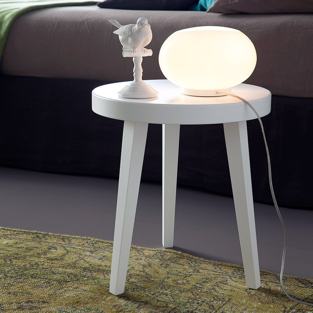 Comodino tavolino o seduta piano rotondo e 3 gambe in di eglooh