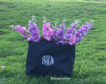bridesmaid tote , bridesmaid gifts, personalized tote, bridesmaid gift, wedding tote, bridesmaid bag, maid of honor gift, bridesmaid bags