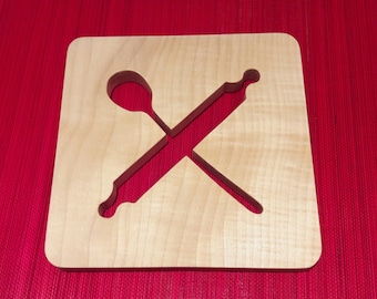 Wooden Trivet "Pastries"