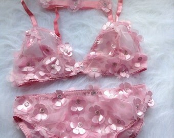 Sakura pink lingerie set