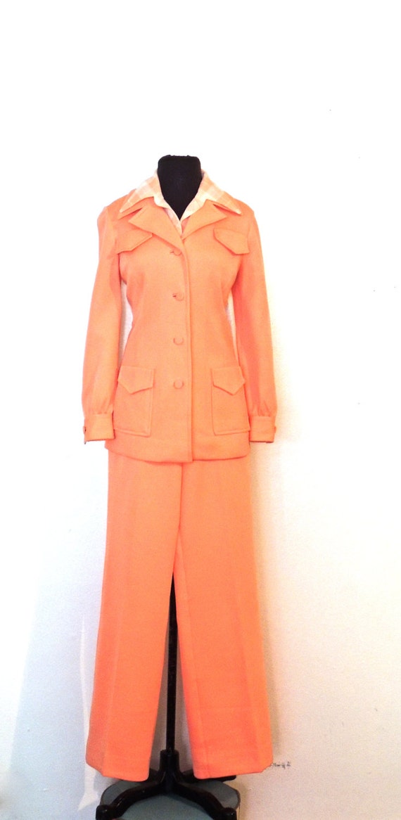 SALE vintage peach leisure suit 1960s Joe Frank knit