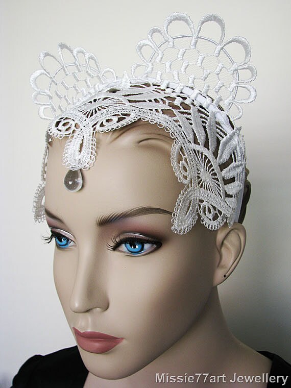 white lace headpiece