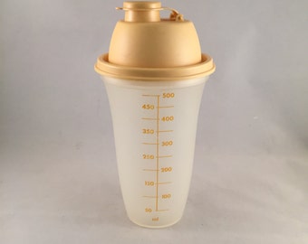 Tupperware Quick Shake Vintage, Gravy Base 3 Piece Shaker