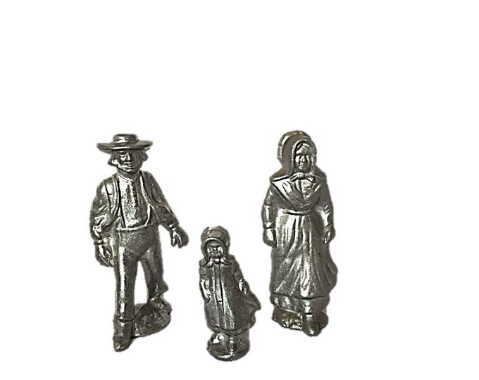 Wilton Armetale Pewter Amish Family - Mom and Dad with Child - Pilgrams - Dutch - Amish - Early Settlers