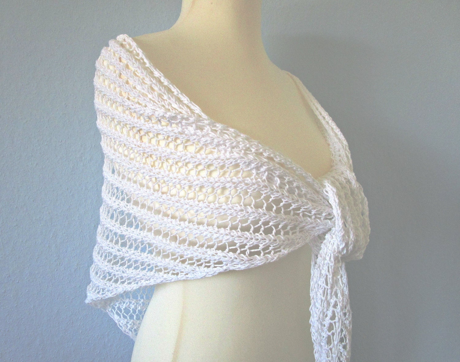 Knit wedding shawl White Knit bridal shrug White crochet shrug