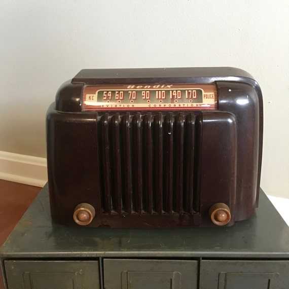 #VINTAGE Vintage Bendix Radio – Aviation Corporation – 1940's radio ...